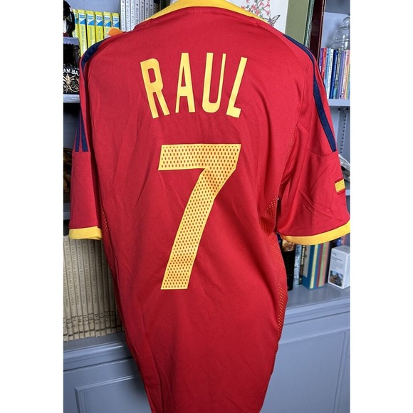 ADIDAS SPAIN HOME WC2002 L RAUL GONZALEZ ORIGINAL JERSEY SHIRT - Picture 5 of 7
